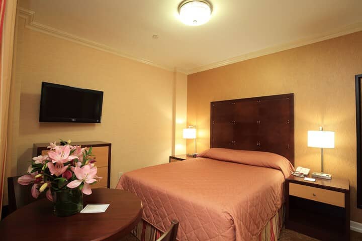 Room 10 of 89