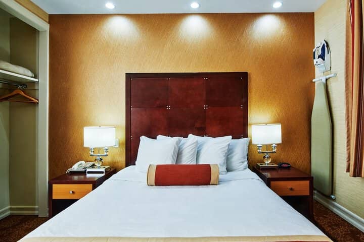 Room 41 of 89