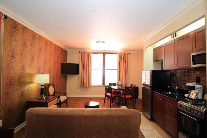 Room 16 of 89