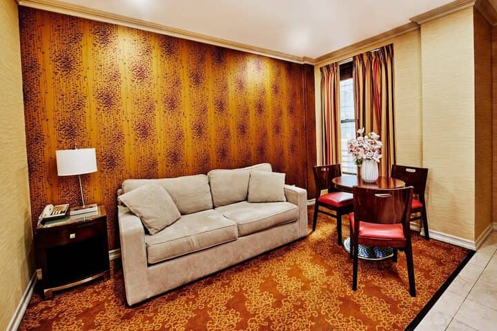 Room 68 of 89