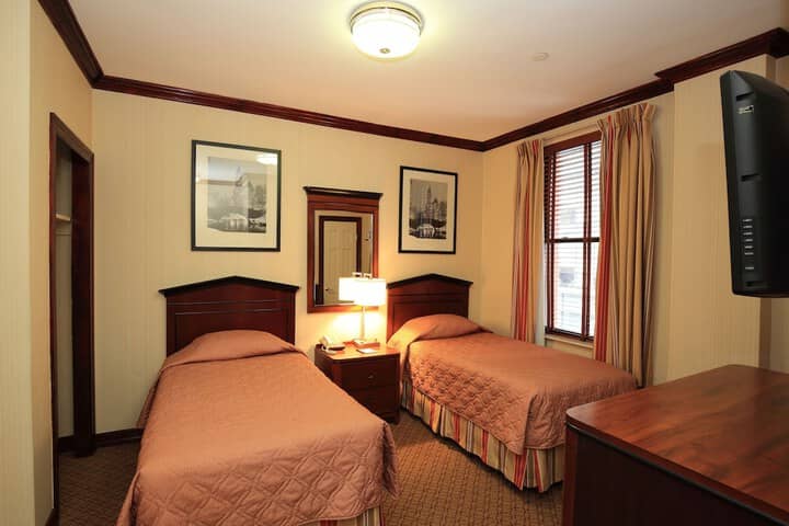 Room 21 of 89