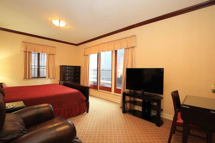 Room 22 of 89