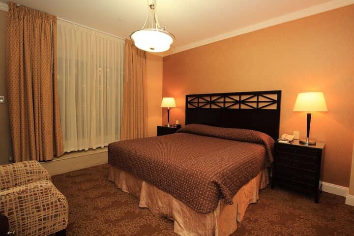 Room 7 of 89